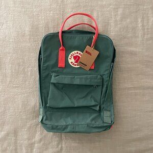 NWT Fjallraven Kånken Backpack - 13"- Frost Green/Peach Pink